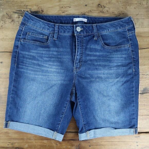 SO BLUE DENIM LOW RISE FAVORITE BERMUDA SHORTS WOMENS SIZE 17 NWOT - Picture 1 of 7